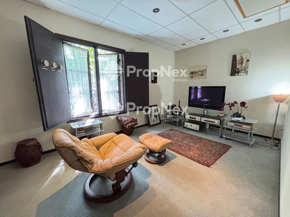VILLA PANBIL Rumah Shm Hook Semi Furnished — foto 2